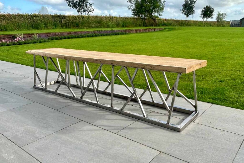 Horti Innovations — Bench